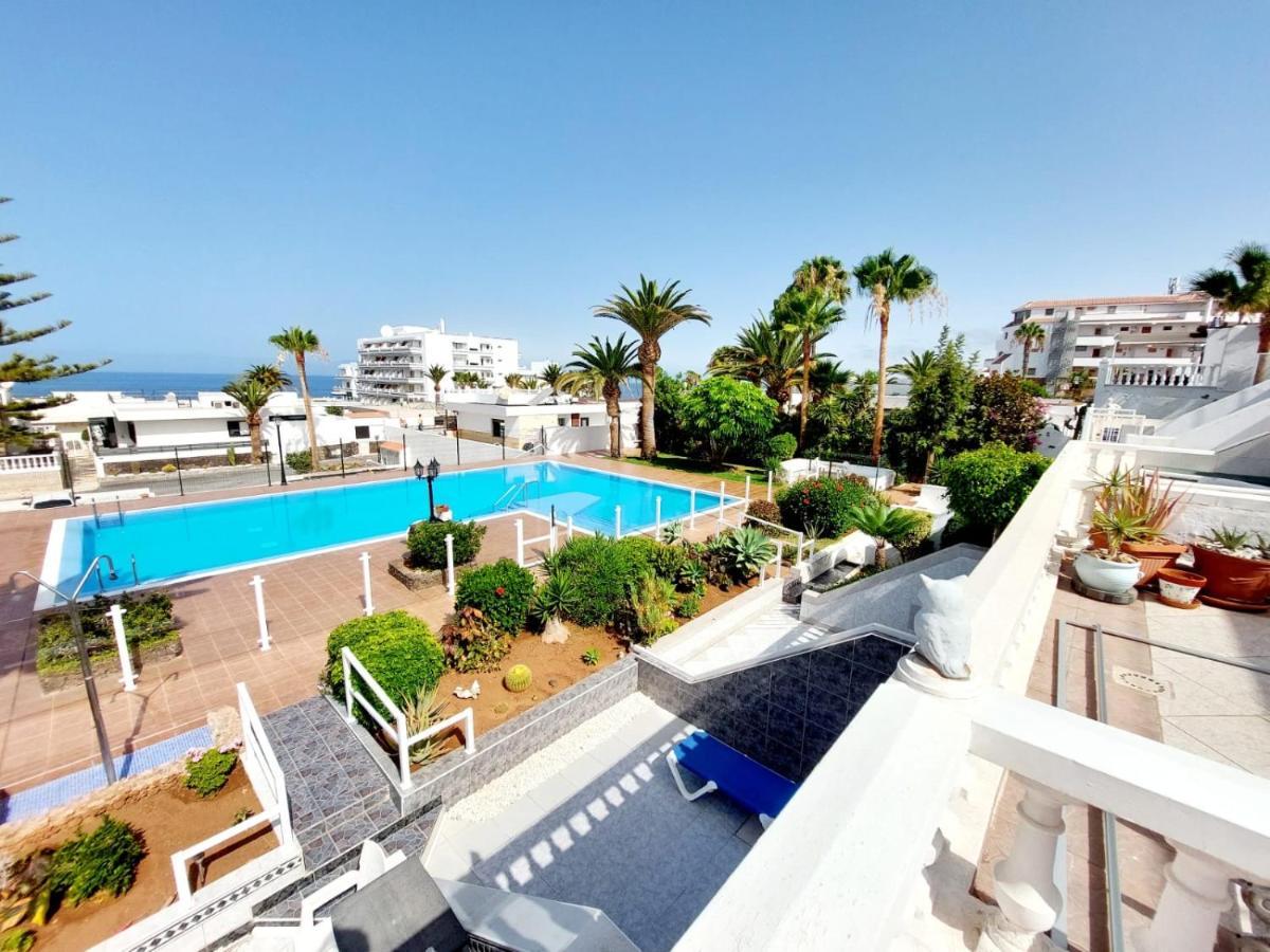 First Line Villa Floor Studio Apartment With Amazing Sea View Air Conditioned Just 50M From The Beach Costa Adeje  Kültér fotó